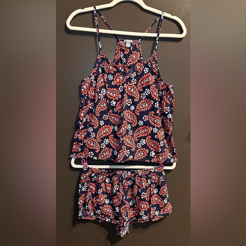 Aerie Red and Blue Paisley 2 piece Lounge Set, Top Small, Shorts Medium